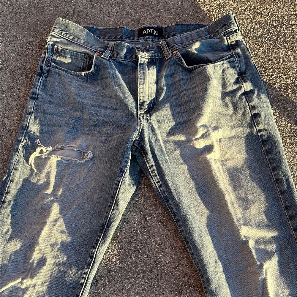 APT.9 Beautifully Distressed Men’s Blue Jeans, Standard Size 34/32